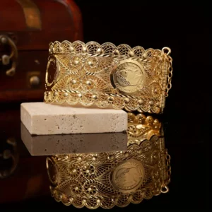 Bracelet pour femmes plaqué or