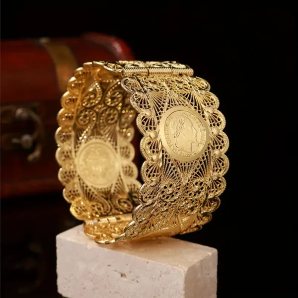 Bracelet pour femmes plaqué or – Image 3