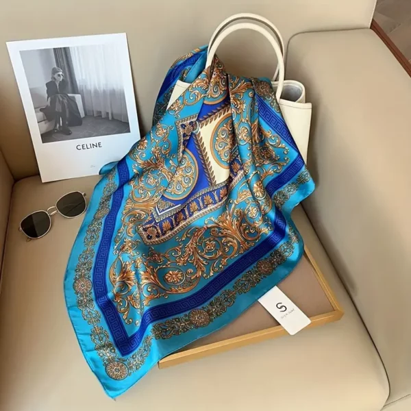 Écharpe Carrée Imprimée Paisley Vintage